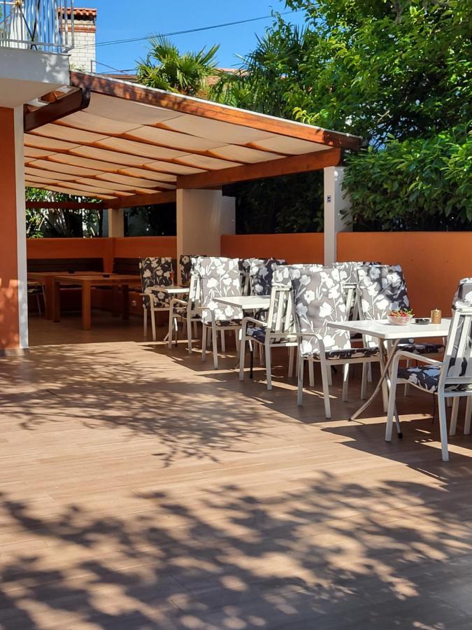 Bed And Breakfast La Rossa Umag Ngoại thất bức ảnh